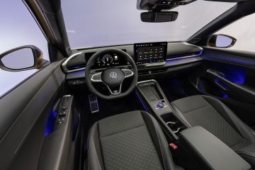 Obrázok galérie Volkswagen T-Roc druhej generácie pokračuje v stopách besteselleru, ale s novým pohonom #3