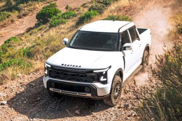 Obrázok galérie Poznáte značku Santana? Španieli sa vracajú s čínskym pick-upom #3