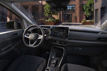 Obrázok galérie Volkswagen Caddy po facelifte predvedie úspech s lepším interiérom a novou tvárou #7