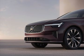 Obrázok galérie Volvo S90 ešte nekončí, druhý facelift mu predĺžiť život #7