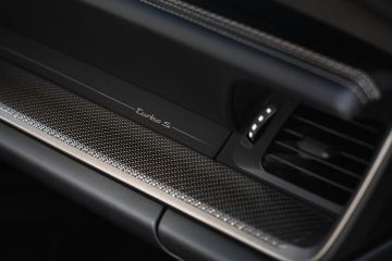 Obrázok galérie Porsche 911 Turbo S prináša prvýkrát hybrid a stovku za 2,5 sekundy #9