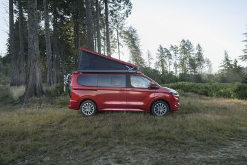 Obrázok galérie Ford myslí aj na karavany, s Westfaliou ponúkne nový Transit Custom Nugget #12