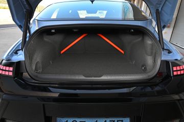 Obrázok galérie Máte 80-tisíc? Extrémny elektrický Hyundai IONIQ 6 môže byť váš #9