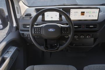 Obrázok galérie Vozíte zásielky v meste? Nový Ford Transit City je auto pre vás #2