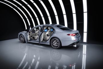 Obrázok galérie Revolúcia nepridchádza, facelift Mercedesu triedy S len ukazuje budúcnosť #19