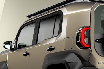 Obrázok galérie Toyota Land Cruiser FJ – malé telo, veľká duša #17