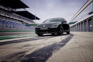 Obrázok galérie VW Golf R bude mať až 333 koní, ale aj iné detaily #1