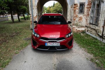 Obrázok galérie Jazdená Kia Ceed SW 1.5 T-GDi 7DCT: Dobré auto, ale DCT treba preveriť (Spoľahlivosť a čo kontrolovať pri kúpe) #23