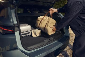Obrázok galérie Peugeot 308 po modernizácii dokáže presvedčiť o elektrifikácii #10