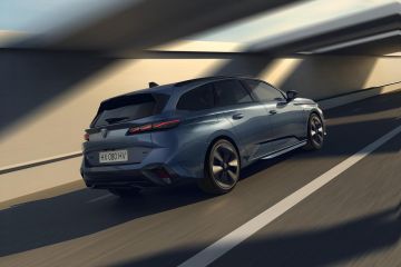 Obrázok galérie Peugeot 308 po modernizácii dokáže presvedčiť o elektrifikácii #15