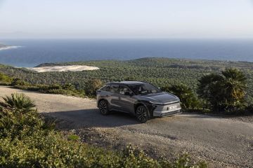 Obrázok galérie Toyota vylepšila svoj veľký elektromobil, toto je posun pre BZ4x #7