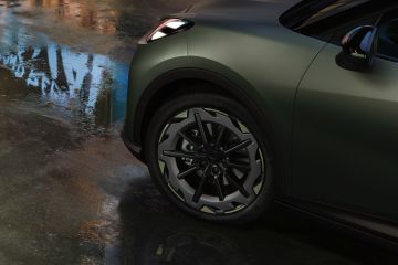 Obrázok galérie Cupra Raval vyzerá ako koncept UrbanRebel dotiahnutý do reality #8