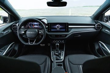 Obrázok galérie Škoda Fabia 130 ukazuje, že hothatch z Boleslavi nemusí mať logo RS #6