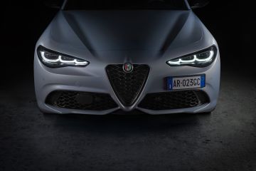 Obrázok galérie Alfa Romeo inovovalo Stelvio aj Giuliu naraz #11