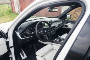 Obrázok galérie Aký je život s BMW X5 (F15)? #8