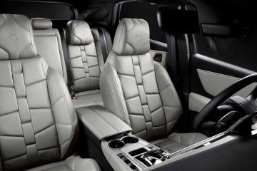 Obrázok galérie SUV DS7 má facelift, prináša vrcholný plug-in hybrid s výkonom 360 koní #12