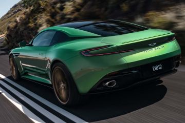 Obrázok galérie Aston Martin vyrukoval s novým kupé DB12. Je ale úplne nové? #3