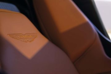 Obrázok galérie Aston Martin vyrukoval s novým kupé DB12. Je ale úplne nové? #15