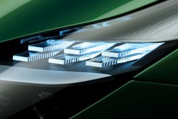 Obrázok galérie Aston Martin vyrukoval s novým kupé DB12. Je ale úplne nové? #16