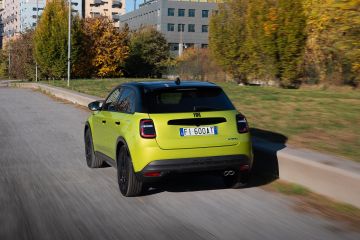 Obrázok galérie Fiat dáva modelu 600 vizuálny športový imidž verziou Sport #3