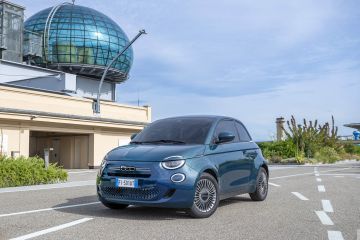 Obrázok galérie Fiat 500 Hybrid vznikol z núdze predodom z elektra #1