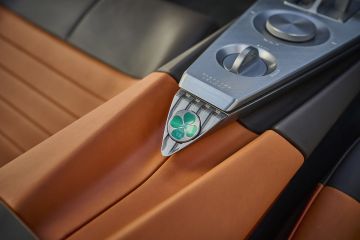 Obrázok galérie Nádherná Alfa Romeo 33 Stradale bude mať benzínový motor, ale aj elektrickú alternatívu #9