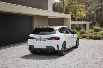 Obrázok galérie BMW radu 1 zabudne na kožu, bude udržateľnejšie #1