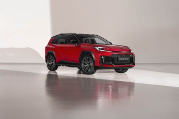Obrázok galérie Toyota RAV4 je už v šiestej generácii, piata veľmi dlho nepožila #13