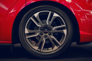 Obrázok galérie Volkswagen Transporter Sportline ako vyzerá, keď dodávka prestane vyzerať ako pracovný nástroj #1