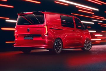 Obrázok galérie Volkswagen Transporter Sportline ako vyzerá, keď dodávka prestane vyzerať ako pracovný nástroj #7