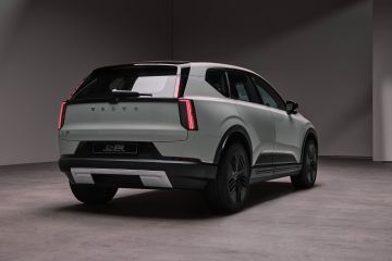 Obrázok galérie Volvo to s elektrom myslí výžne. Toto je EX60, nástupca XC60 #10