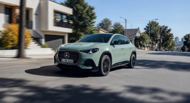Mercedes GLA zjednocuje tvary elektrického a spaľovacieho modelu