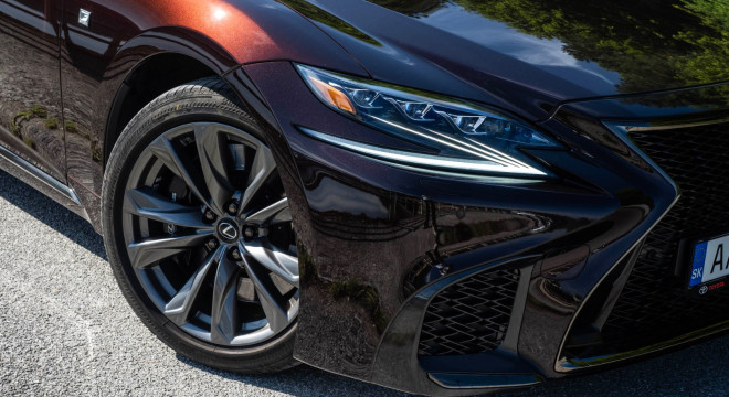 Jazdený Lexus LS500h: Oplatí sa kúpiť vlajkovú loď, ktorú väčšina ľudí prehliadla? (Spoľahlivosť a čo kontrolovať pri kúpe)