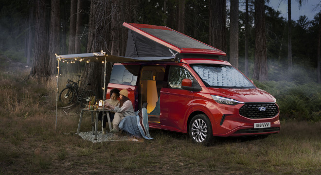 Ford myslí aj na karavany, s Westfaliou ponúkne nový Transit Custom Nugget