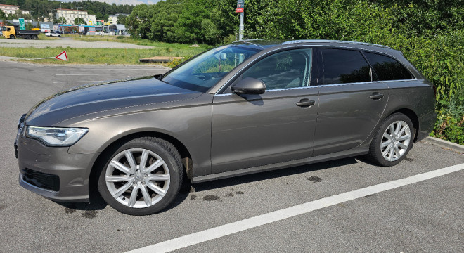 Audi A6 Avant