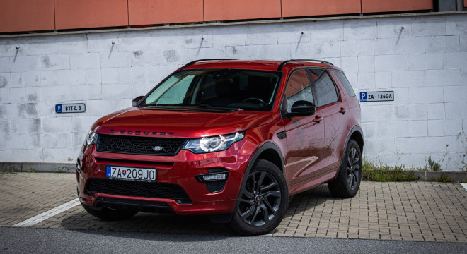 Land Rover Discovery Sport 2.0L TD4 SE R-Dynamic AWD, ACC, Kamera, Lane asist, Po servise