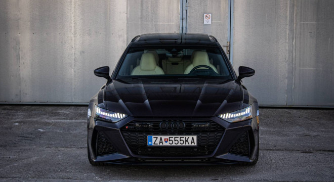 Audi RS6 Avant Nelakovaná, Matrix Laser, Pano, Dynamic Plus Pack, Ceramic, Exclusive