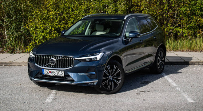 Volvo XC60 2.0 B5 mHEV Inscription AWD A/T