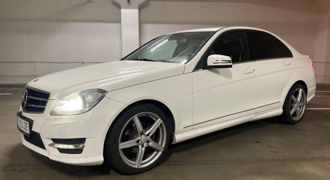 Mercedes-Benz C trieda Sedan Mercedes Benz C180 CDI