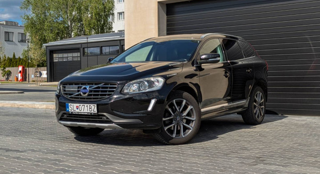 Volvo XC60 D4 2.4L Drive-E Summum Geartronic AWD
