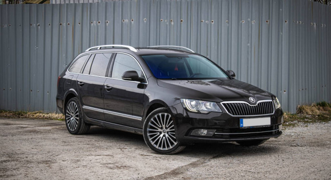 Škoda Superb Combi 2.0 TDI 125 kW L&K DSG 4x4, Nové brzdy, pneu pirelli, tlmiče