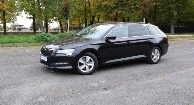 Škoda Superb Combi 2.0 TDI SCR Ambition DSG