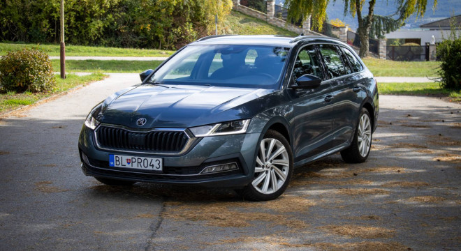 Škoda Octavia Combi 2.0 TDI Style 4x4 DSG, 147kW, Webasto, Ťažné, 1 majiteľ, SK auto
