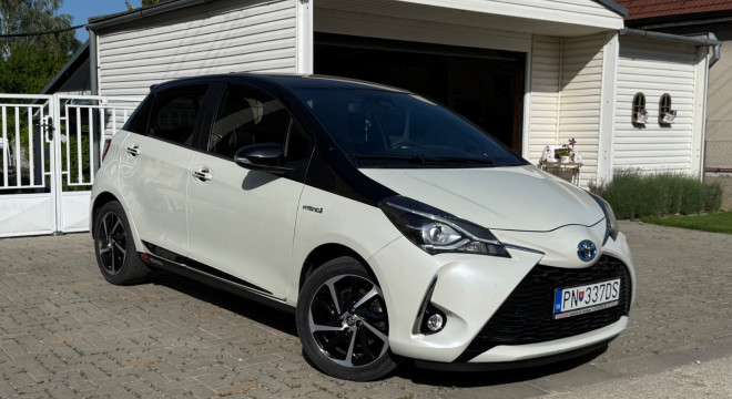 Toyota Yaris HYBRID