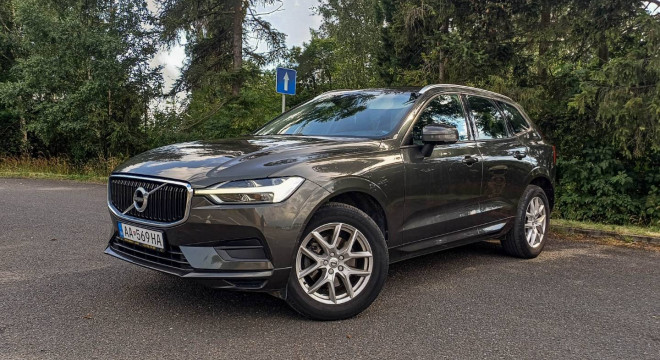 Volvo XC60 D4 Momentum A/T