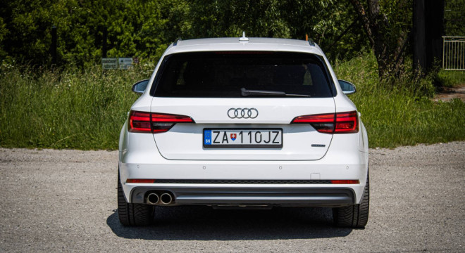 Audi A4 Avant 3.0 TDI V6 Quattro 3x Sline, Virtual cockpit, el. ťažné