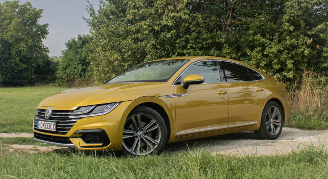 Volkswagen Arteon 2.0 TSI BMT R-Line DSG