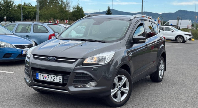 Ford Kuga 1.5 EcoBoost Titanium FWD
