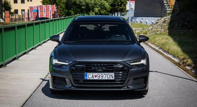 Audi A6 Avant 40 TDI Quattro 3xSline, Matrix LED, Pano, Soft-close, Virtual, Ambient