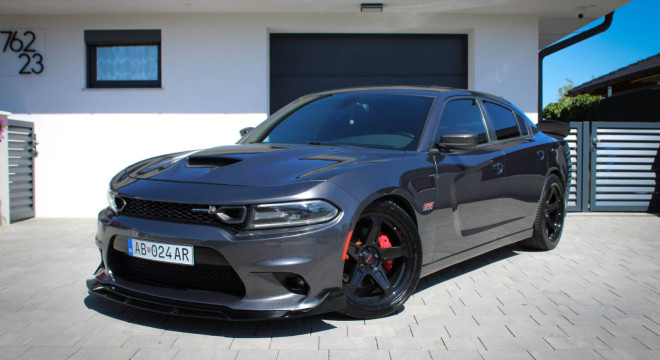 Dodge Charger 6.4 l SRT 392 Scat Pack V8